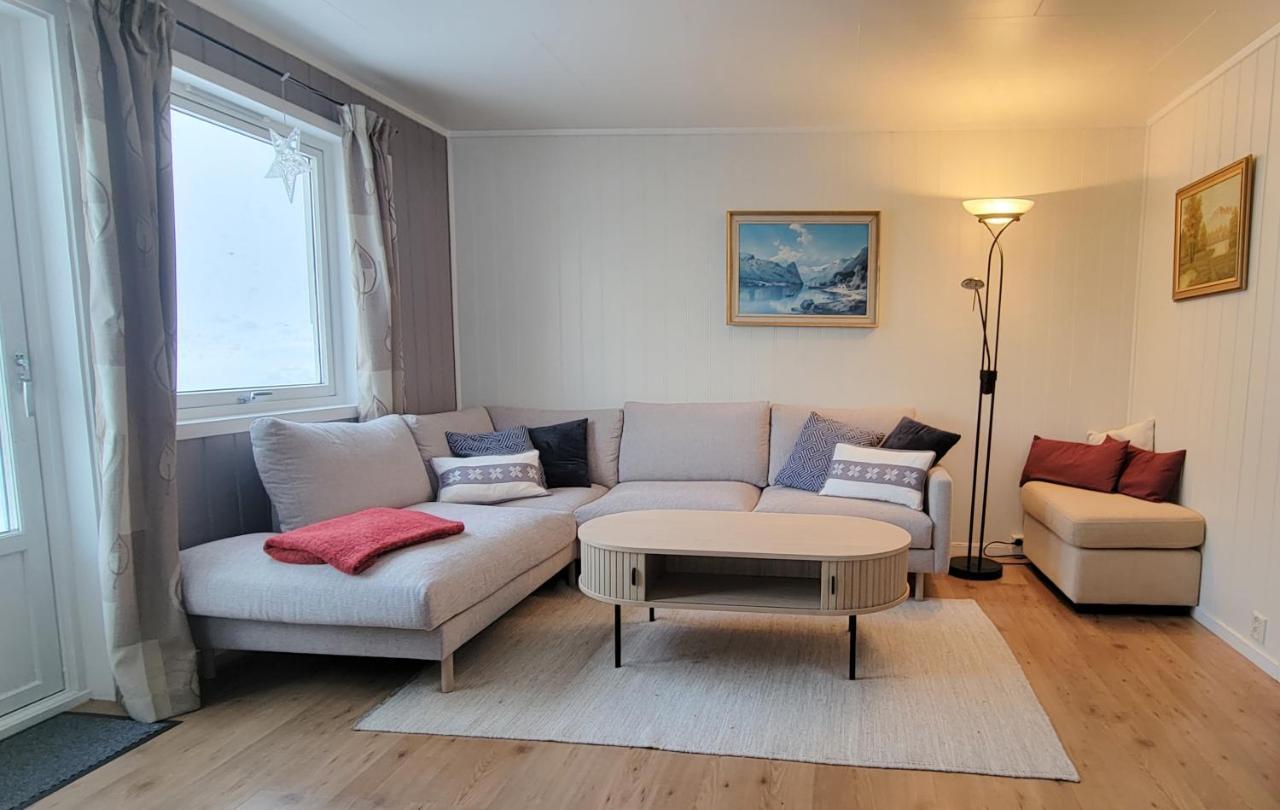 Segla Guesthouse - With View Of Fjord Fjordgard Eksteriør billede