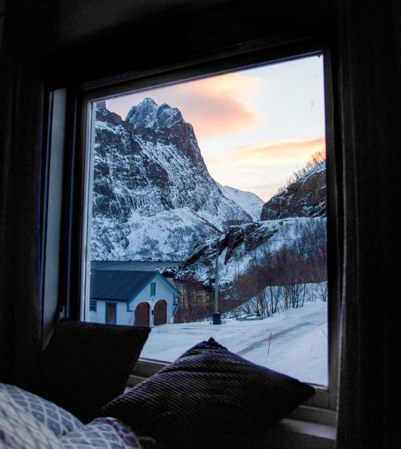 Segla Guesthouse - With View Of Fjord Fjordgard Eksteriør billede