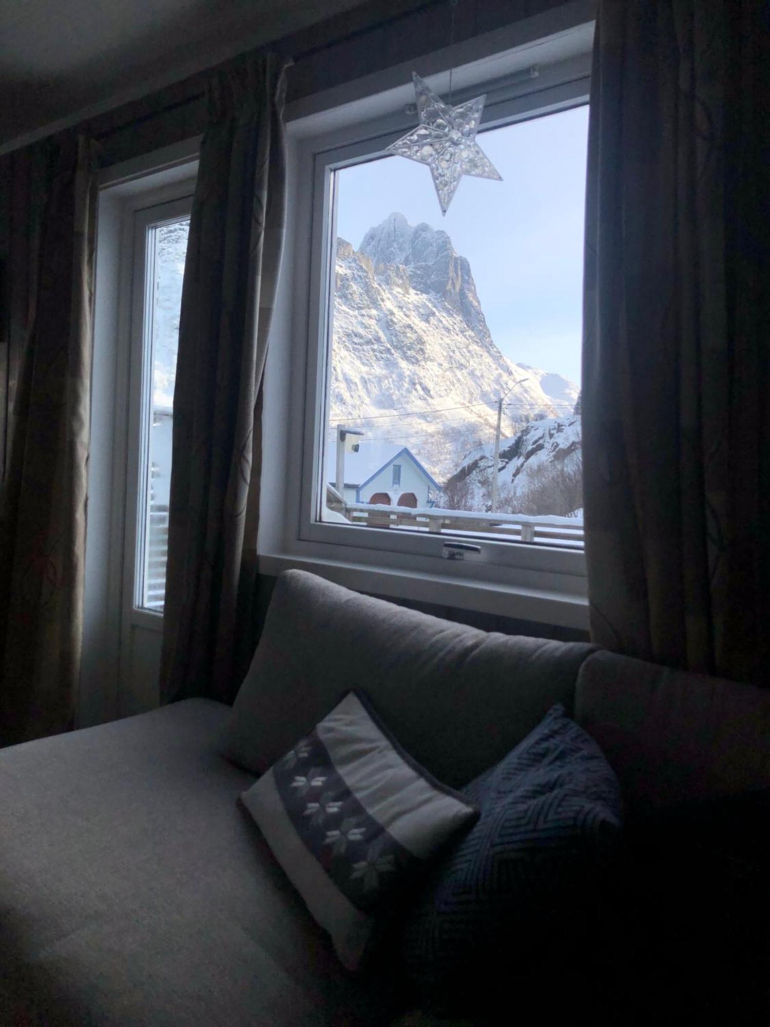 Segla Guesthouse - With View Of Fjord Fjordgard Eksteriør billede